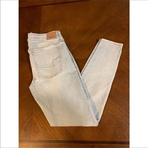 American Eagle Super Stretch Skinny Jeans Size 8